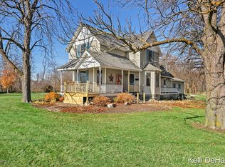 1205 Jackson St SW, Grandville, MI 49418