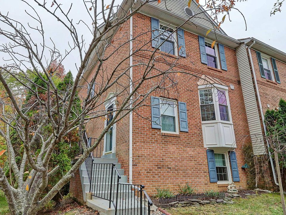 1st image of 6714 Mockingbird Woods Ct