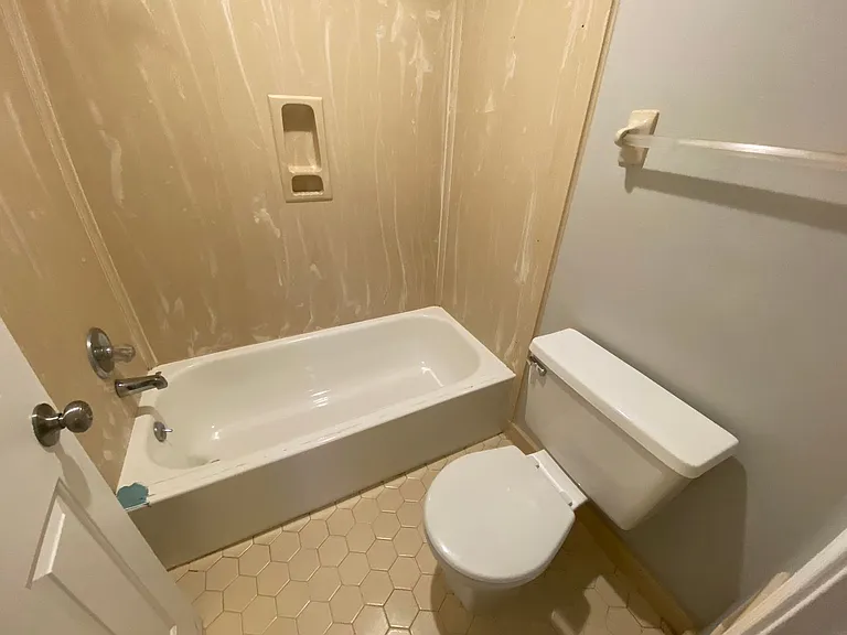 4244 Chesapeake Way — Photo 2