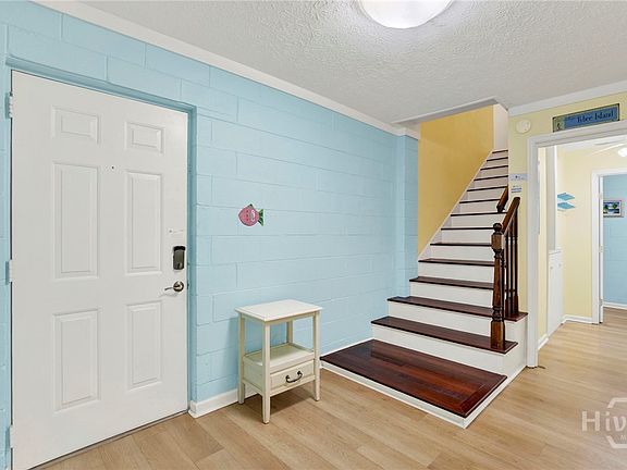 4th image of 116 2nd Avenue