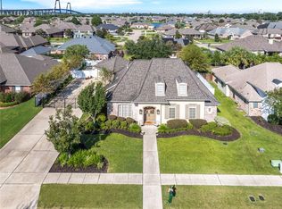 207 Lac Iberville Dr, Luling, LA 70070