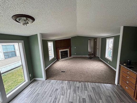 2nd image of 3257 Chess Dr