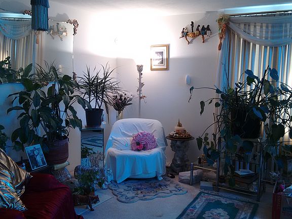 5th image of 1050 S Monaco Street Pkwy Unit 61