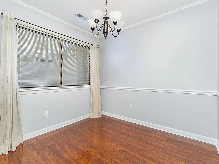 7320 Sandy Creek Dr — Photo 16