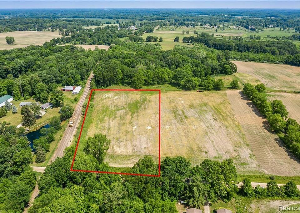 Sanford Rd B, Howell, MI 48855 Zillow