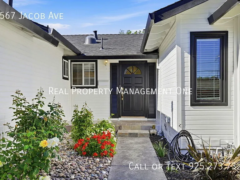 1567 Jacob Ave — Photo 4