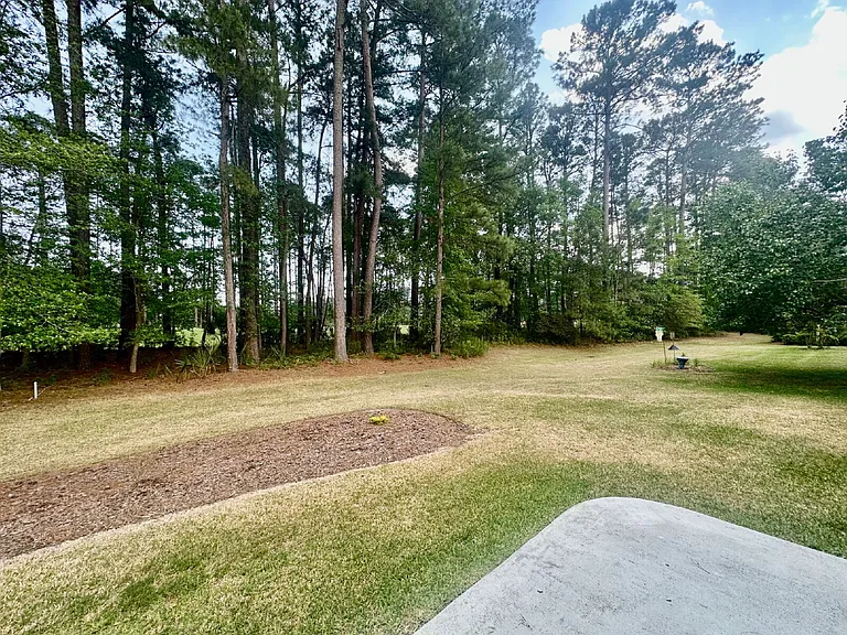 30 Raymond Rd — Photo 32