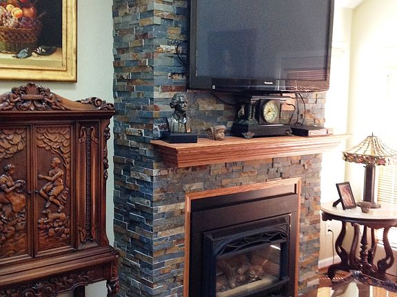 Fireplace/Mantel