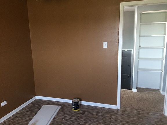 5th image of 16891 Le Claire Ave