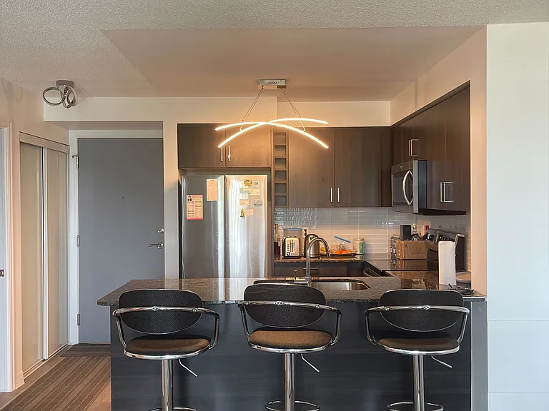 80 Esther Lorrie Dr #708 — Photo 2