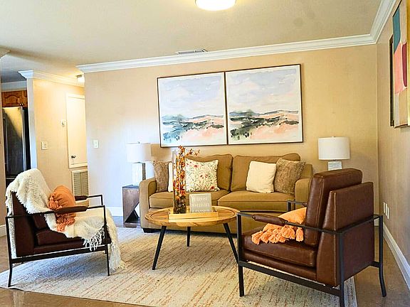 2nd image of 2050 Oleander Boulevard #11