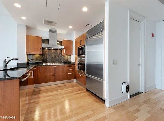 4th image of 401 N Wabash Ave Unit 54C