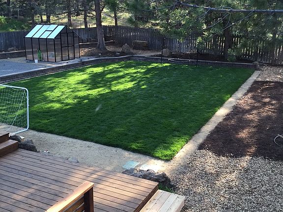 Fully Remodeled Backyard