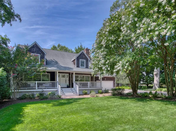 1065 W Mill Road, Mattituck, NY 11952