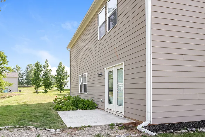 307 Alexander Ln — Photo 17