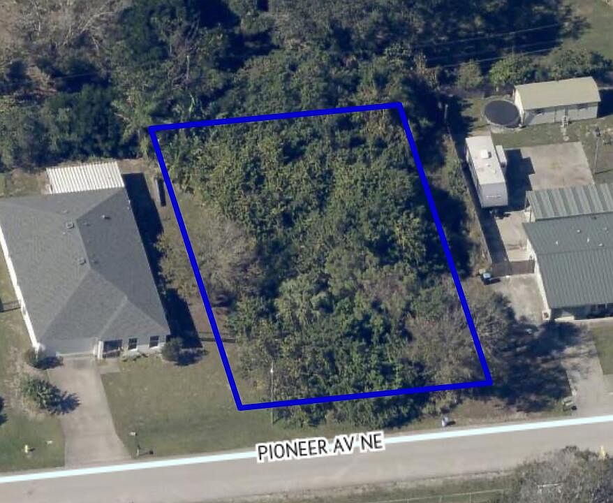 1st image of 268 Pioneer Ave NE