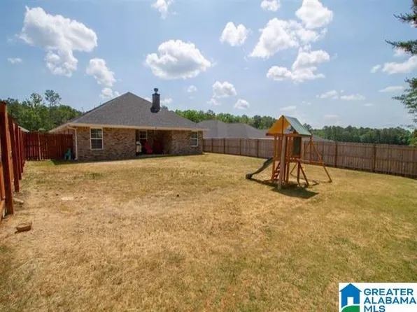 2106 Turquoise Ln, Calera, AL 35040