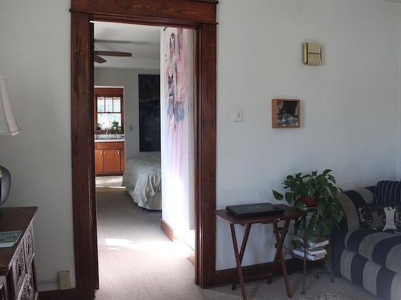 3rd image of 117 N Fairview St #1