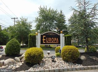 72 Buckingham Pl, Cherry Hill, NJ 08003