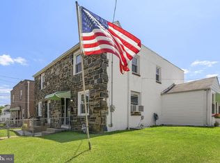 1038 Lawrence Ave, Darby, PA 19023