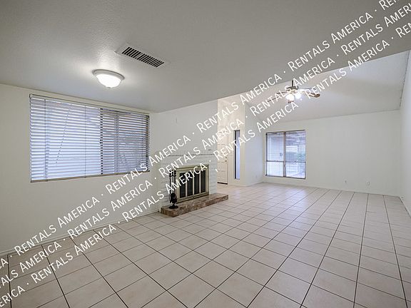 5th image of 6626 N Majorca Ln W