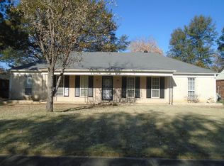 6026 Mission Ridge Rd, Memphis, TN 38115