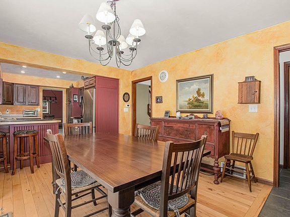 5th image of 1176 Alden Ct