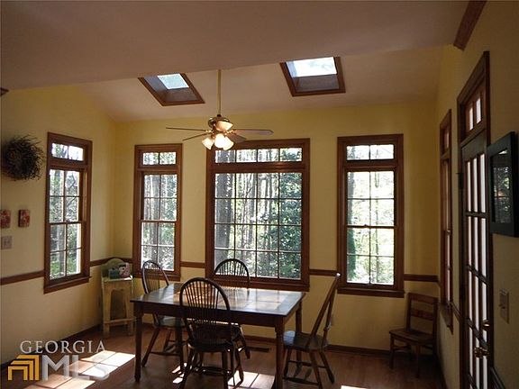 4th image of 1092 Polo Club Dr NW