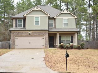 133 New Farm Dr, Locust Grove, GA 30248