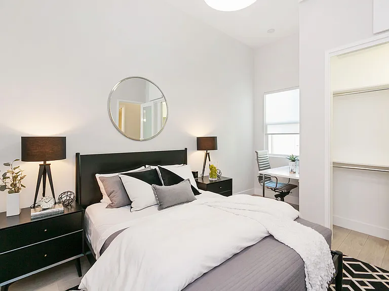 1082 S Van Ness Ave #1082 — Photo 20