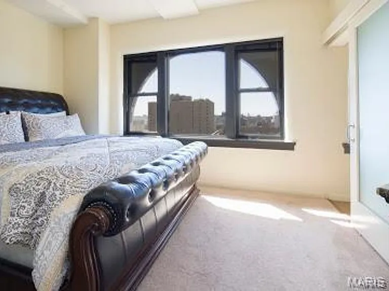 915 Olive St #1408 — Photo 10