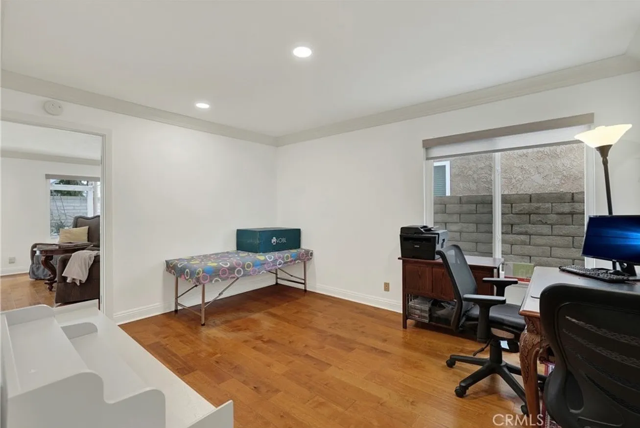 4 bed, 2444 sqft, $5,250 — Photo 3