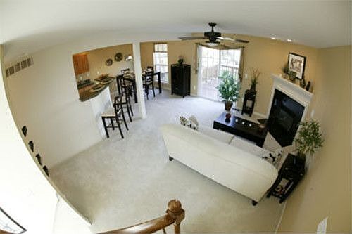 4th image of 13585 Pinewood Ln