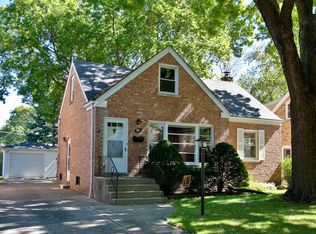 217 N Maple St, Mount Prospect, IL 60056