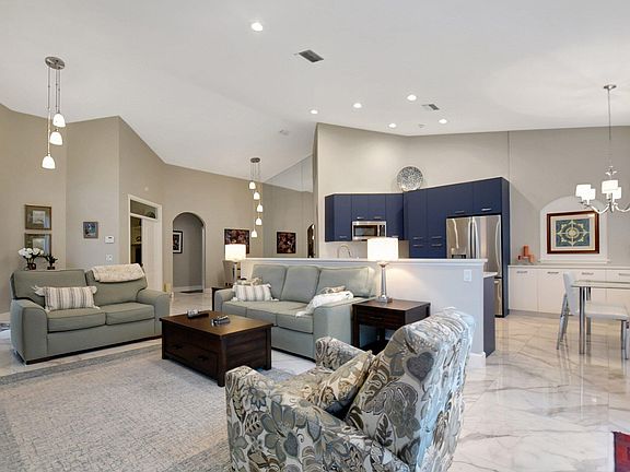 4th image of 8180 Sandpiper Way