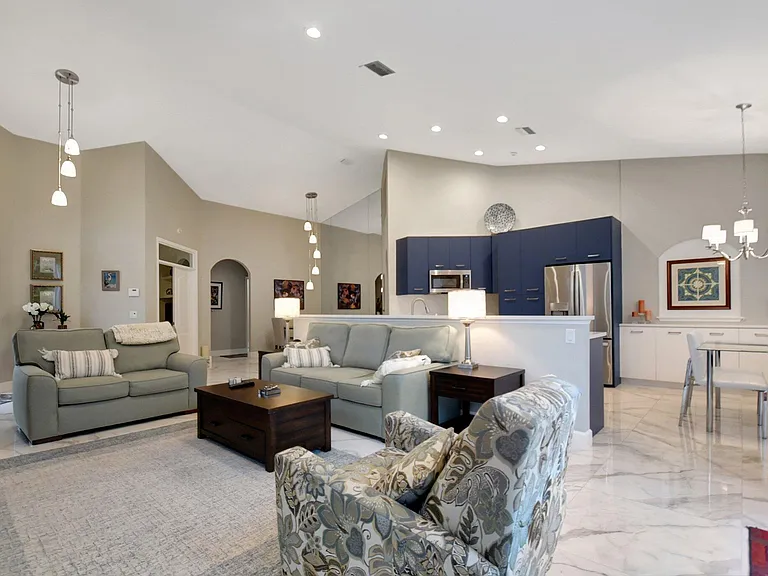 8180 Sandpiper Way — Photo 4