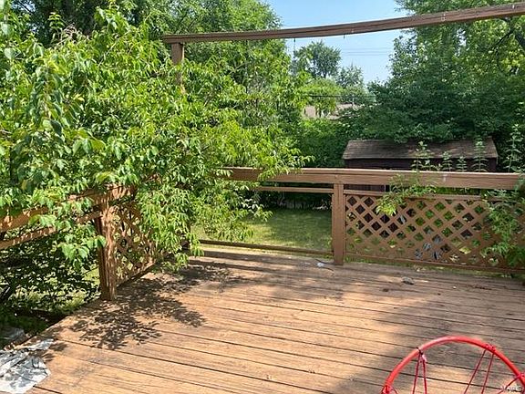 2nd image of 1135 Boulder Dr