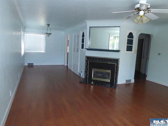 3rd image of 1433 E 2nd St