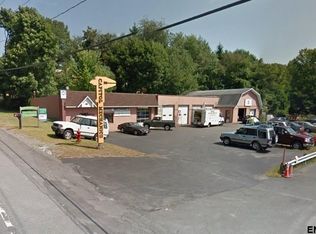 152 Speigletown Rd, Troy, NY 12182