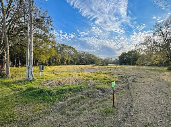 S Main St, Breaux Bridge, LA 70517
