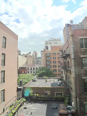 Sold by Sotheby's International Realty | media 8