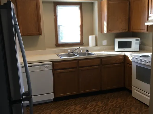 528 Michigan St, Lawrence, KS 66044