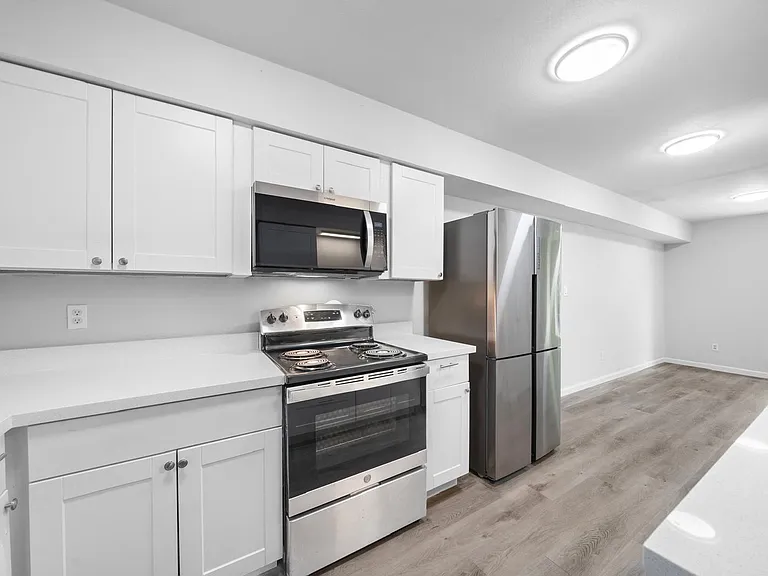 353 N Post Oak Ln #729 — Photo 14