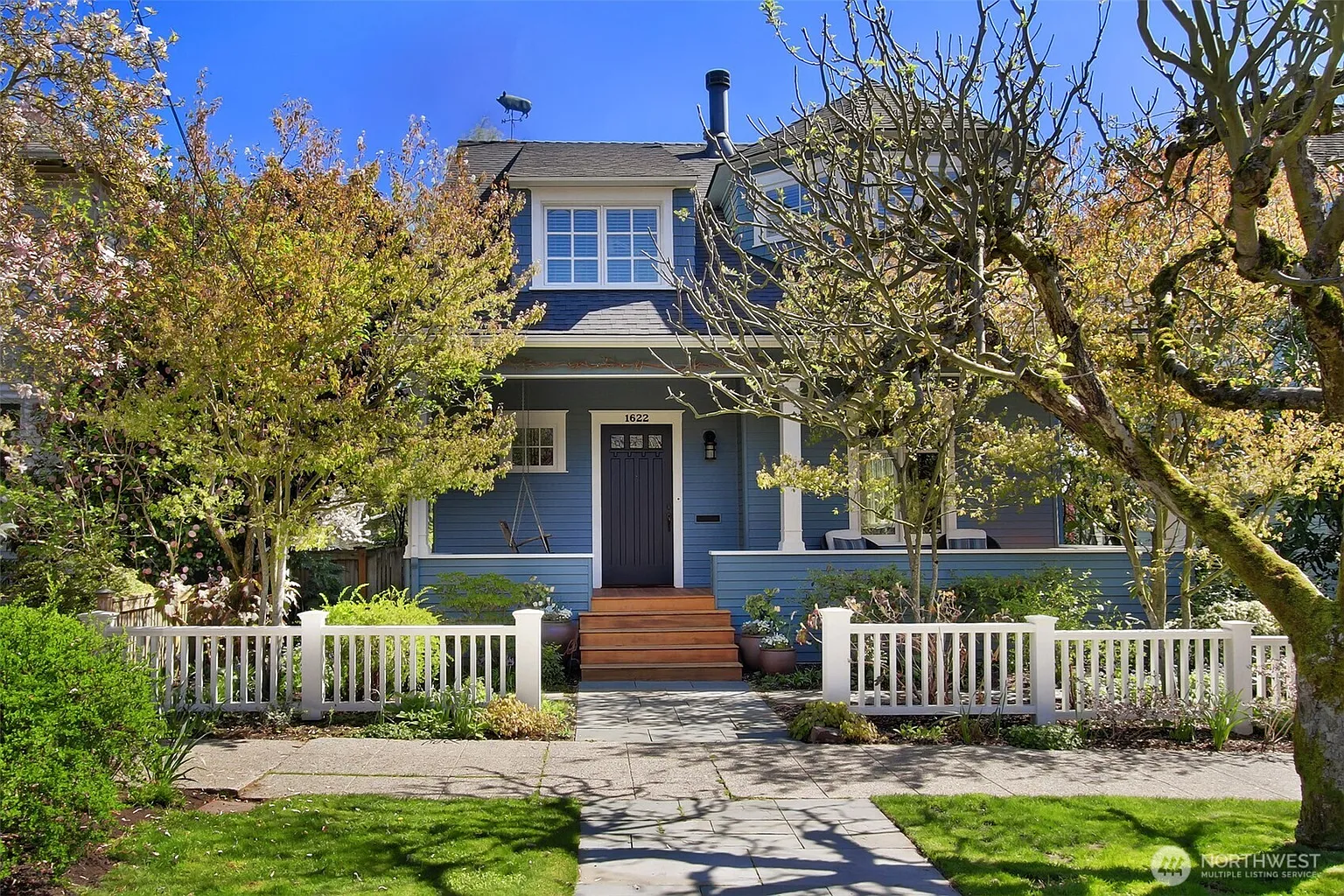 1622 35th Avenue photo 1