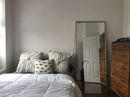 Rented by Compass | media 11