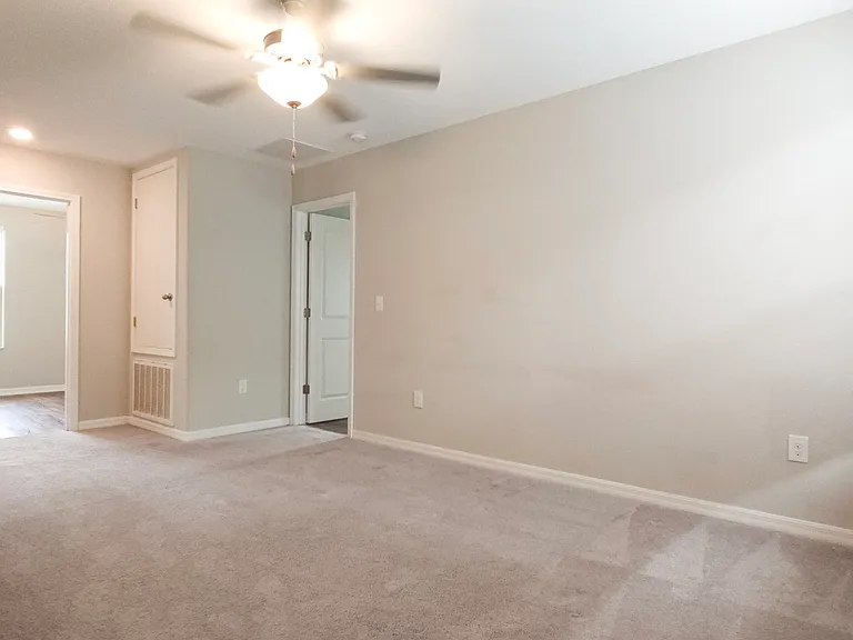 10207 Boggy Moss Dr — Photo 9