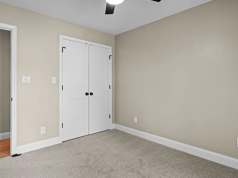 910 Windlau Ct — Photo 20