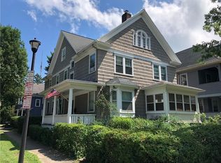 272 Laburnam Cres, Rochester, NY 14620