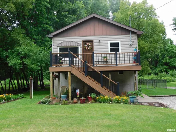 189 Island Ave, East Moline, IL 61244