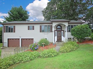 9 Adams Hts, Groton, CT 06340